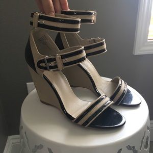 Black and Tan wedges